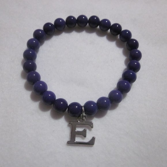 Purple Opaque Initial E Charm Bracelet. - Picture 1 of 3